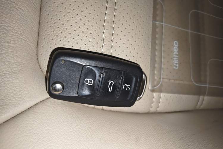 Used Volkswagen Passat 2013 1.8TSI DSG Prestige Edition