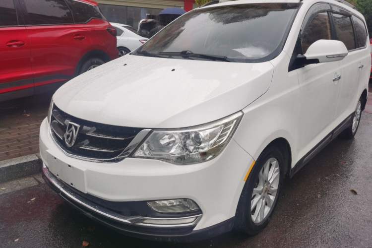 Used Baojun 730 2016 1.5L Manual Comfort Version 7 Seats China V Emission Standard