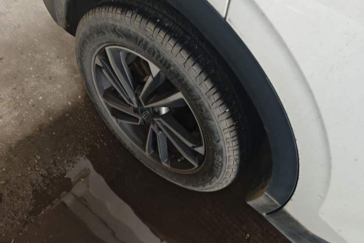 Used Geely Auto Coolray 2023 1.5T DCT Platinum Edition
