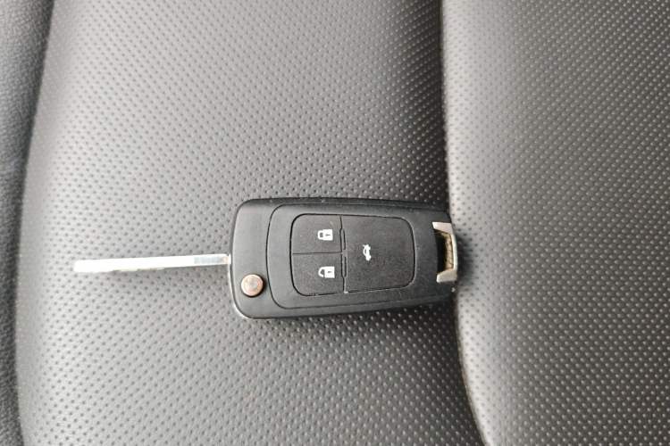 Used Chevrolet Monza 2020 Light Hybrid Redline 320T Dual-Clutch Joyful Edition Vehicle Key