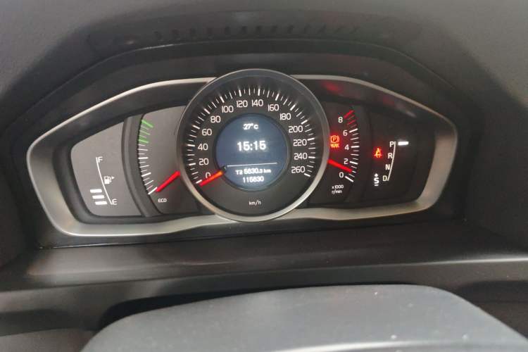 Used Volvo S60 2018 S60L T3 Smart Upgrade Edition Odometer Close Up