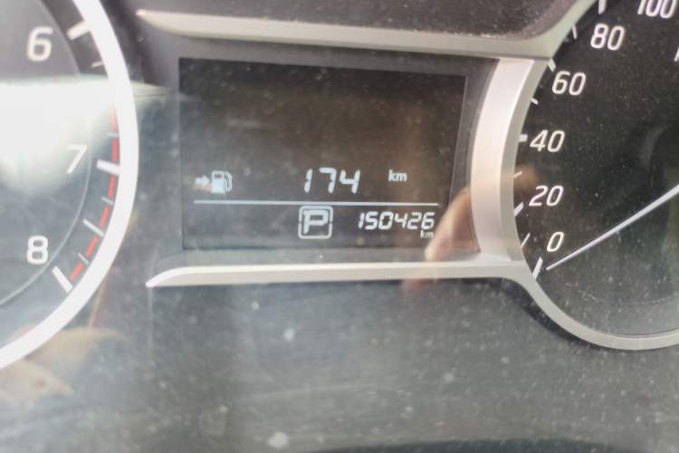 Used Nissan Lannia 2016 1.6L CVT Cool Edition Odometer Close Up