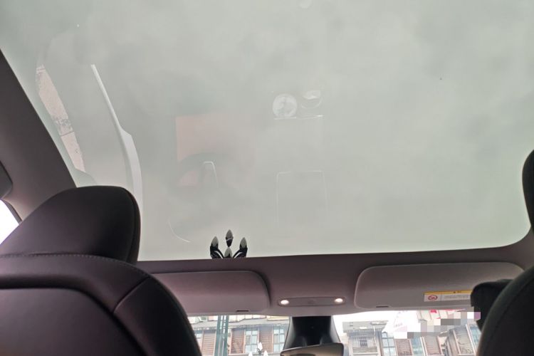 Used Tesla Model Y 2025 Rear-Wheel-Drive Version
