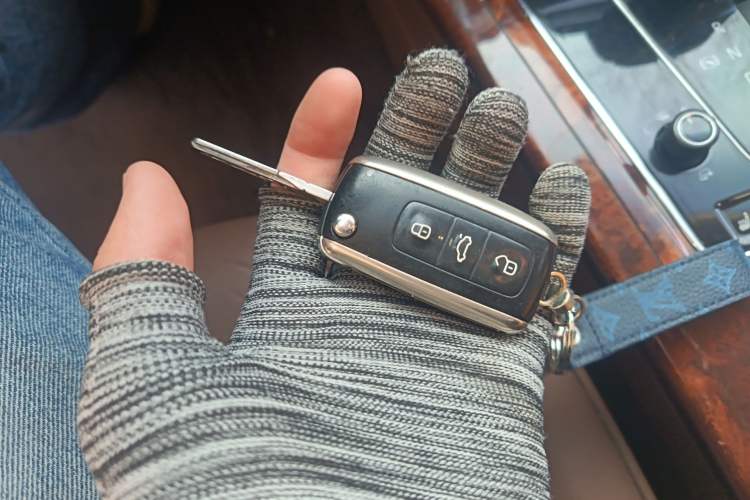 Used Volkswagen Phaeton 2014 3.0L Business Model
