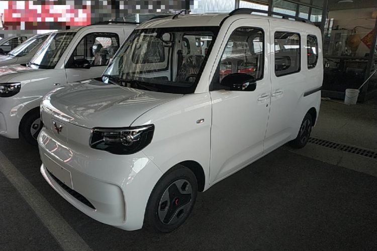 Used Wuling Zhiguang New Energy 2025 Model 305km Ambitious Edition