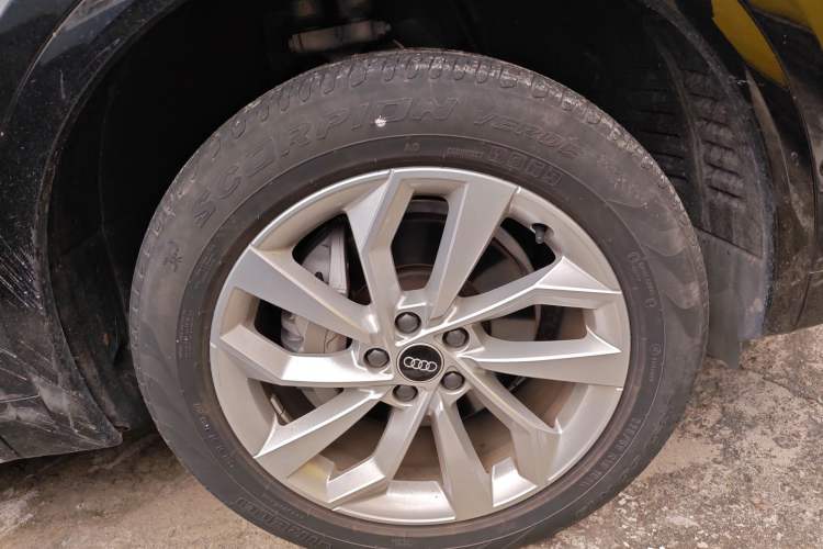 Used Audi Q5L 2022 Updated 40T Luxury Dynamic Edition