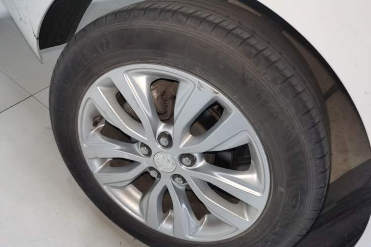 Used Buick GT 2019 15T Dual-Clutch Connected Elite Model China VI