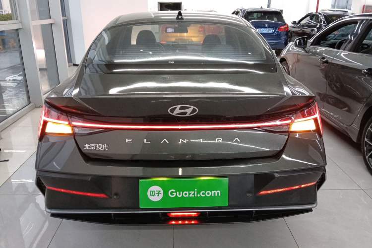 Used Hyundai Elantra 2023 1.5L CVT LUX Prestige Edition