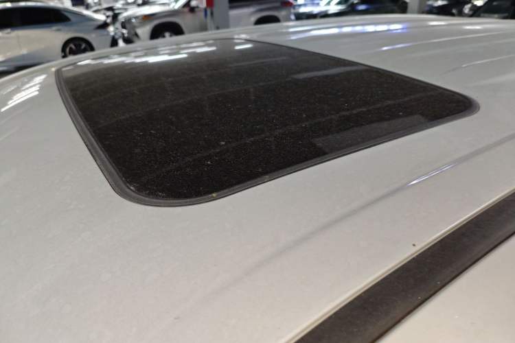 Used Toyota RAV4 2020 Dual-Engine 2.5L E-CVT Two-Wheel Drive Elite Edition