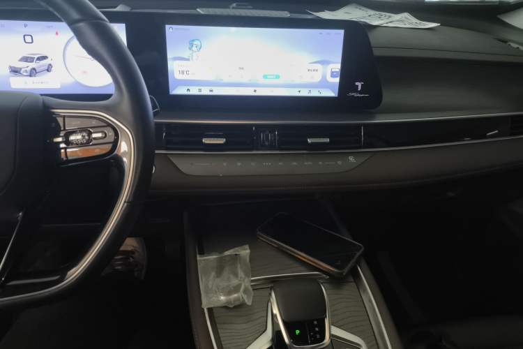 Used Chery Tiggo 8 PRO 2024 Champion Edition 390T Two-Wheel Drive Aoshi Version 5 Seats