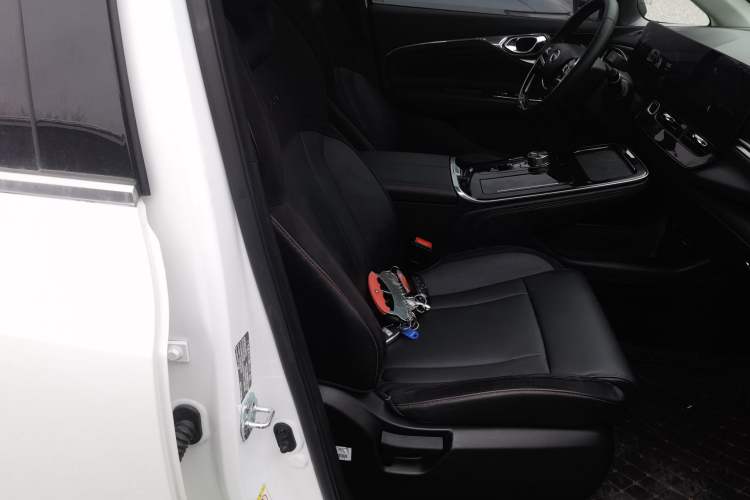 Used AION V 2020 80 Intelligent Technology Edition Right Front Seat