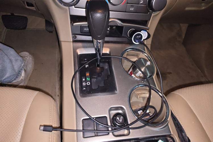 Used Toyota Highlander 2012 2.7L 2WD 5-Seater Elite Edition Gear Lever