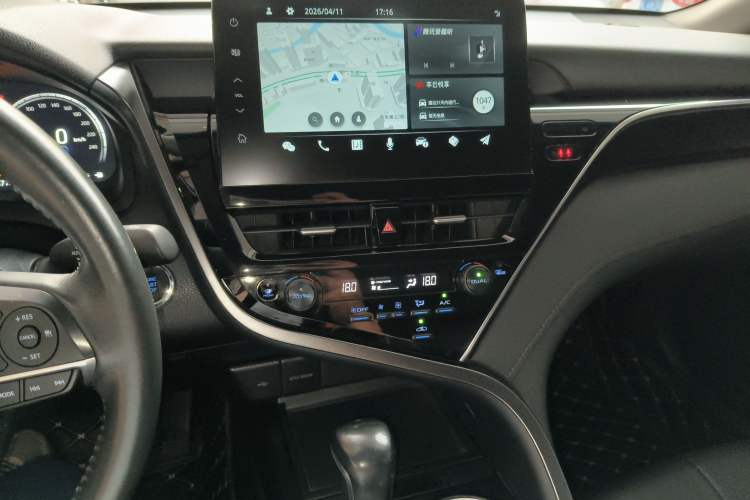 Used Toyota Camry 2023 2.5G Luxury Edition Audio And AC Panel