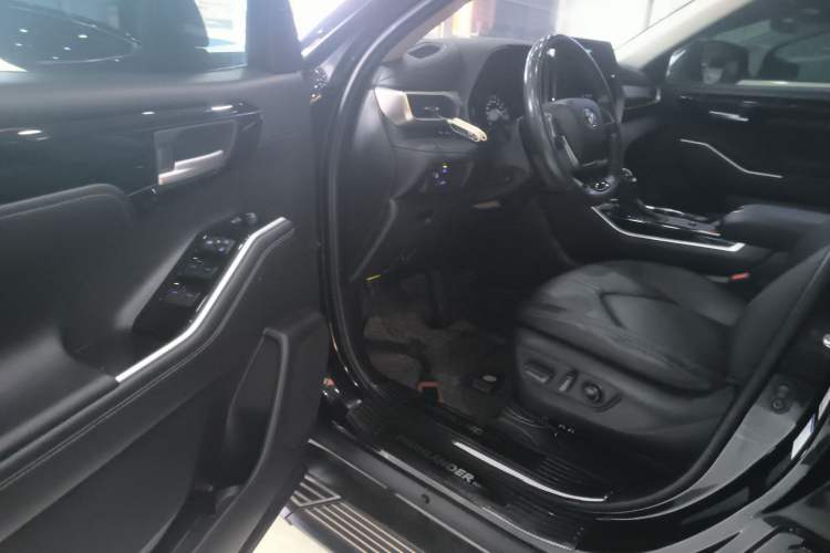 Used Toyota Highlander 2022 Dual-Engine 2.5L Four-Wheel Drive Prestige Version 7 Seats
