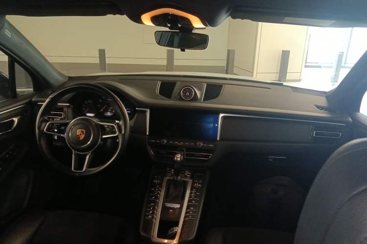 Used Porsche Macan 2020 Macan 2.0T
