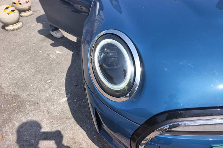 Used MINI 2022 1.5T COOPER Artist
