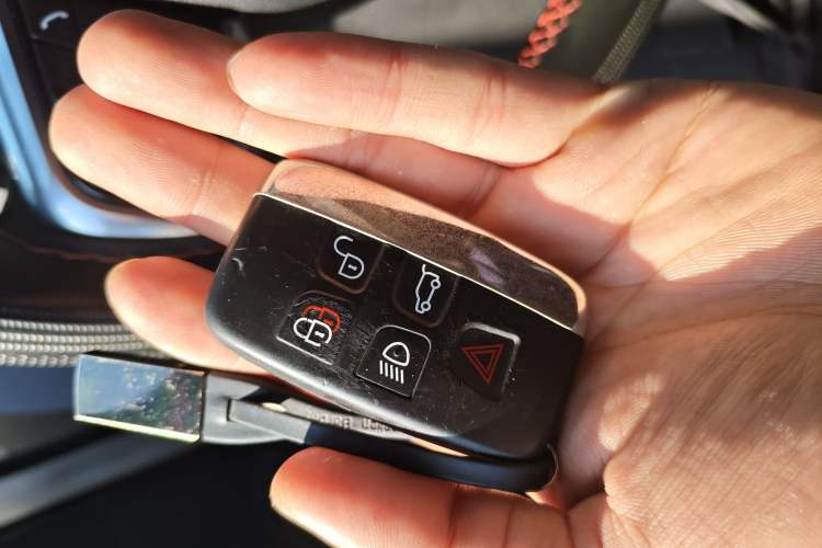 Used Land Rover Discovery Sport 2018 240 PS SE Version