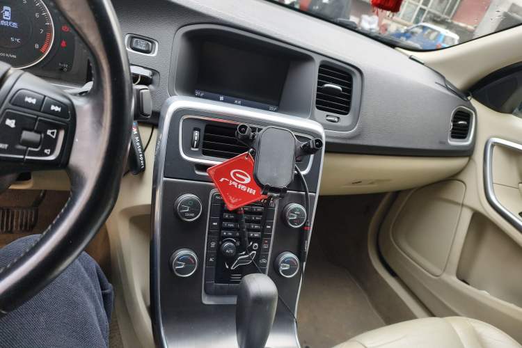 Used Volvo S60 2012 1.6T DRIVe Comfort Edition
