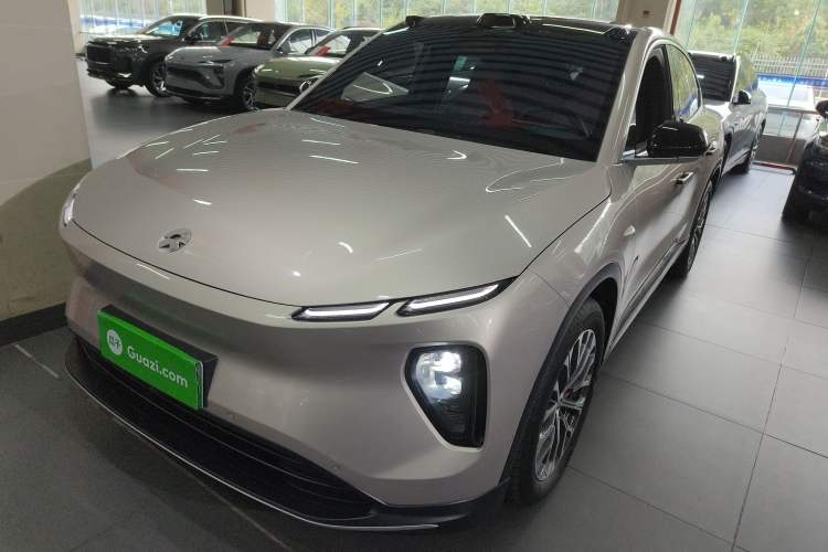 Used Nio EC6 2023 75 kWh