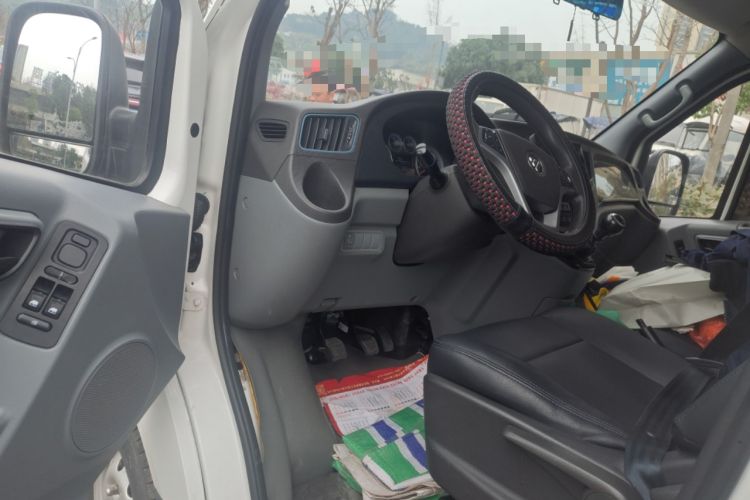 Used Foton Toano 2022 2.0T Manual Urban Edition Short Wheelbase Mid-Height Design Rear Single Tire 5/6/9-Seater Configuration 4F20TC3