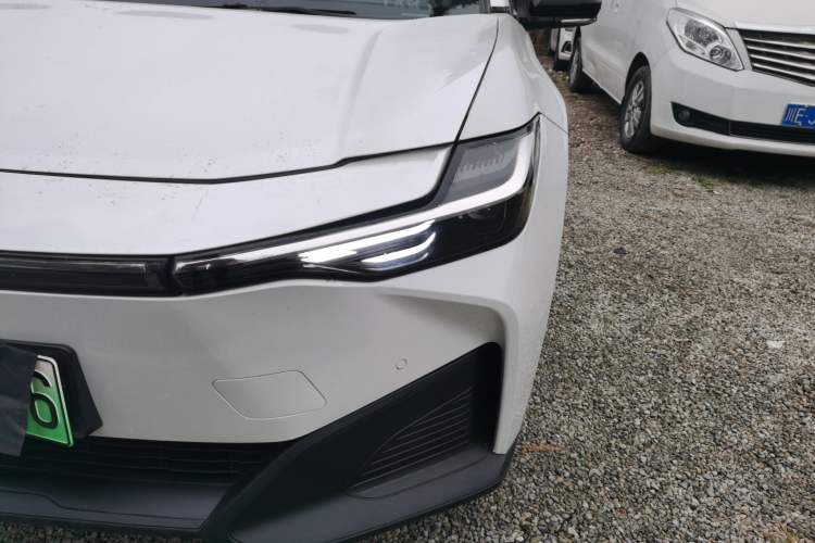 Used Toyota bZ3 2024 517 km Elite PRO