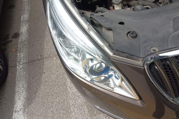 Used Buick GL8 2014 2.4L LT Luxury Business Executive Edition
