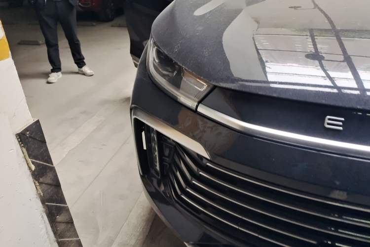 Used EXEED Lingyun 2024 400T Two-Wheel-Drive Star Prestige Edition Right Front Headlight