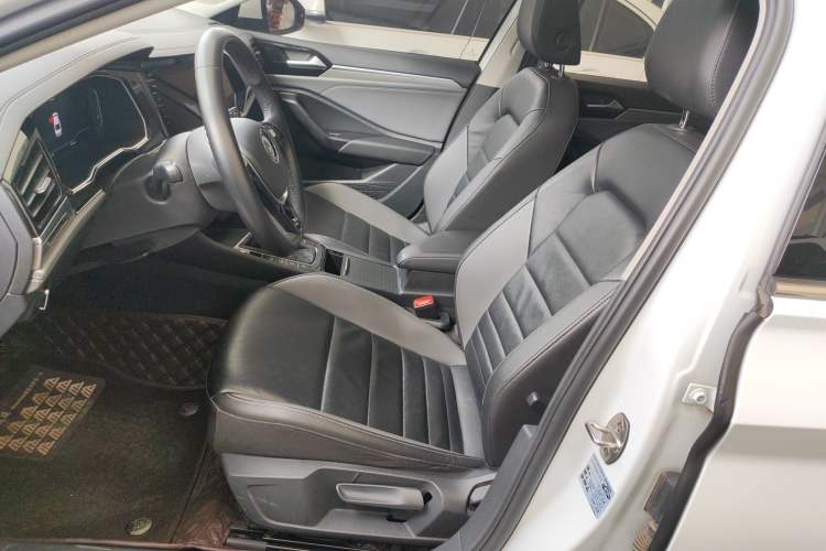 Used Volkswagen Sagitar 2022 280TSI DSG Excellence Edition Left Front Seat