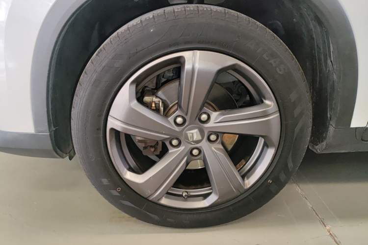 Used Baojun RM-5 2019 1.5T CVT Elite Version with 24-Hour Online Service 6 Seats
