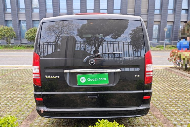 Used Mercedes-Benz Viano 2011 2.5L Luxury Edition Rear