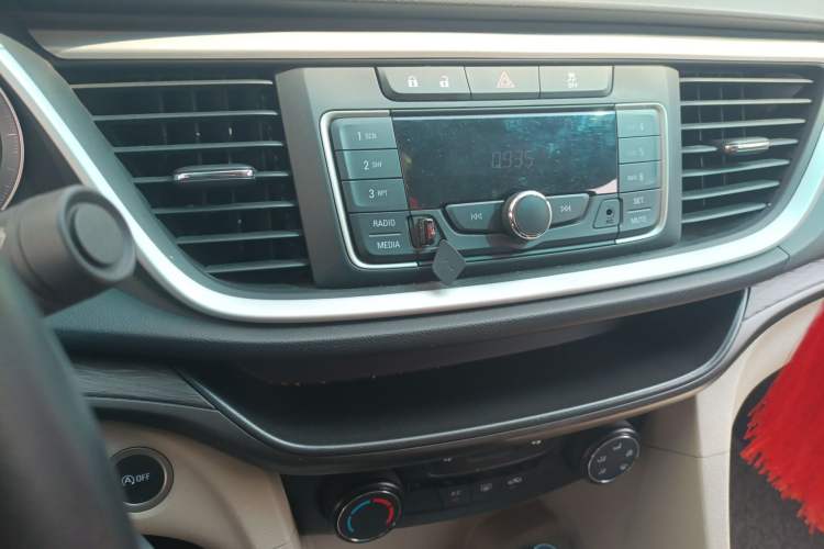 Used Buick GT 2015 15N Automatic Elite Version
