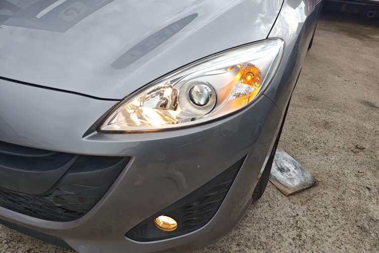 Used Mazda Mazda 5 2013 2.0L Automatic Comfort Edition
