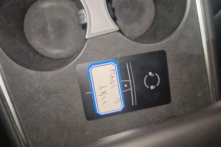 Used Tesla Model Y 2022 Rear-Wheel-Drive Version
