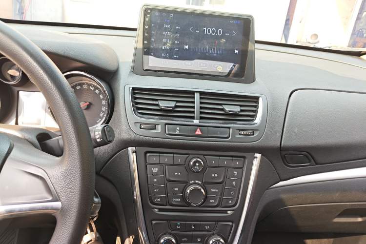 Used Buick Encore 2015 1.4T Automatic Two-Wheel Drive Urban Elite Version