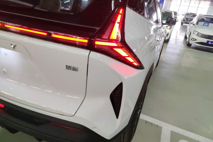 Used Geely Auto Emgrand X7 Sport 2026 Model 1.5TD Aspirational