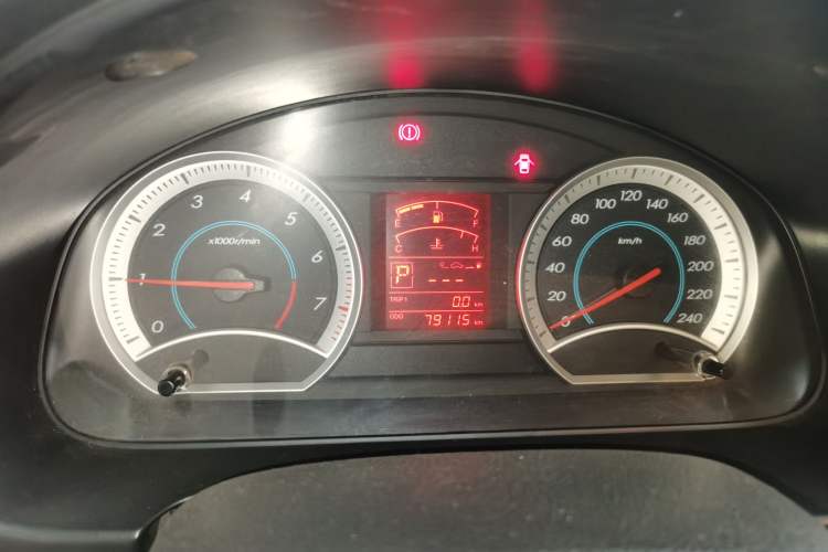 Used Bestune B50 2012 1.6L automatic fashion version
