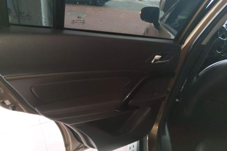 Used GAC Trumpchi GS4 2015 200T G-DCT Luxury Edition
