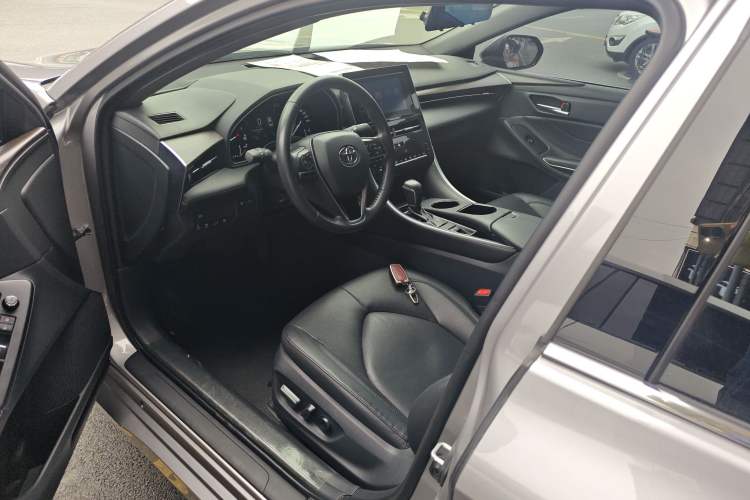 Used Toyota Avalon 2023 2.0L Premium Edition