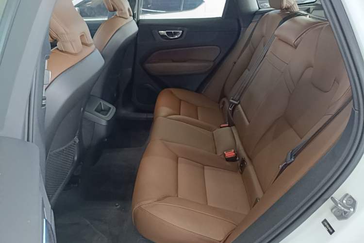 Used Volvo XC60 2020 T5 4x4 Zhiyi Luxury Edition

