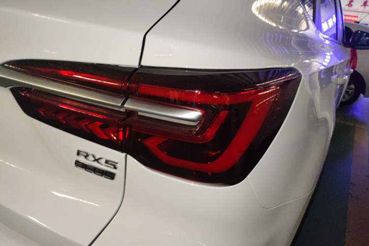 Used Roewe RX5 2025 PLUS 330TGI Automatic Trendsetting Smart Edition Exterior 6