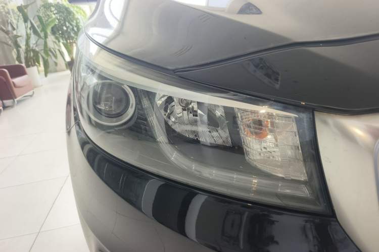 Used Kia Carnival (Import) 2017 2.2T Luxury Edition China V Standard