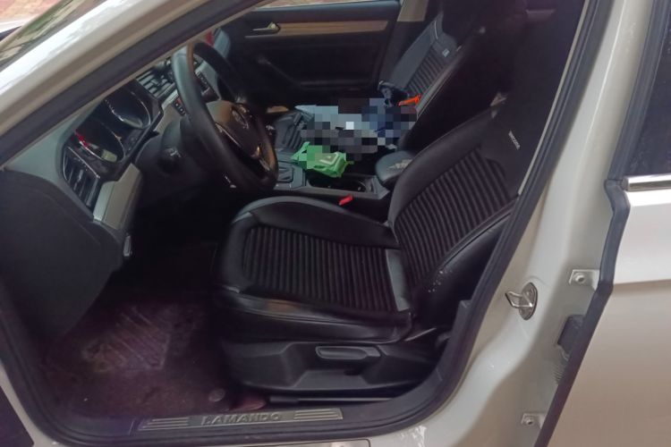 Used Volkswagen Lamando 2017 230TSI Manual Trend Edition
