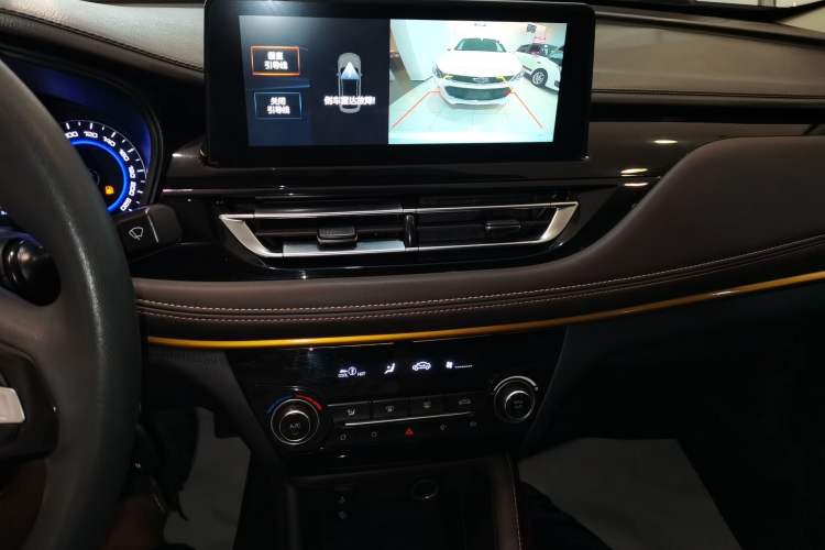 Used CHANGAN Eado DT 2019 1.6L Manual Comfort Model China VI Standard
