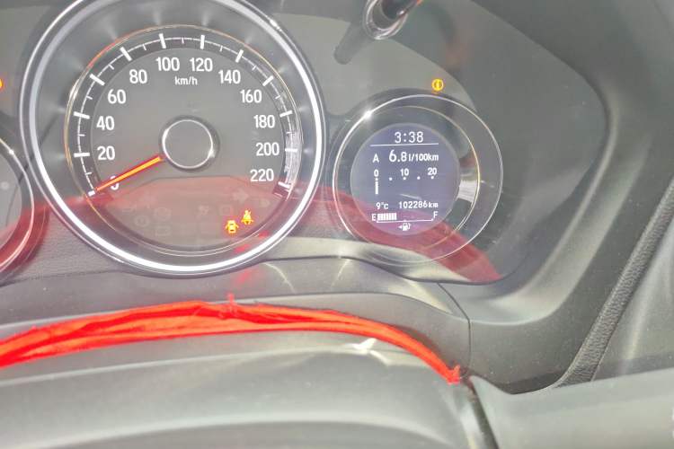 Used Honda XR-V 2015 1.8L VTi CVT Luxury Edition