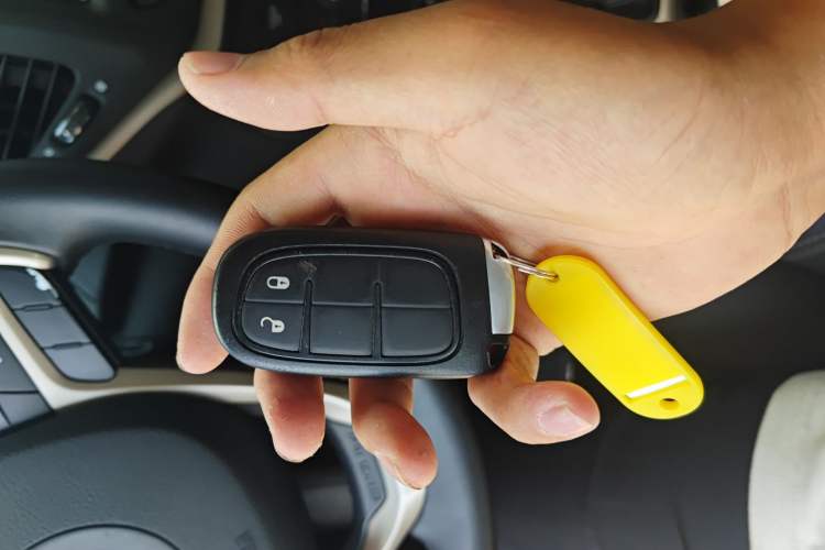 Used Jeep Cherokee 2016 2.4L Leading Smart Version