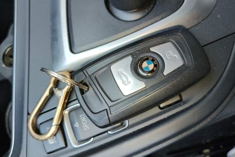 Used BMW 3 Series 2019 320Li Fashion Model
