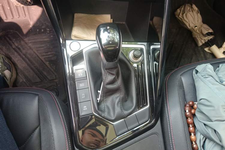 Used Volkswagen Tayron 2019 330TSI Two-Wheel Drive Luxury Model China VI Standard