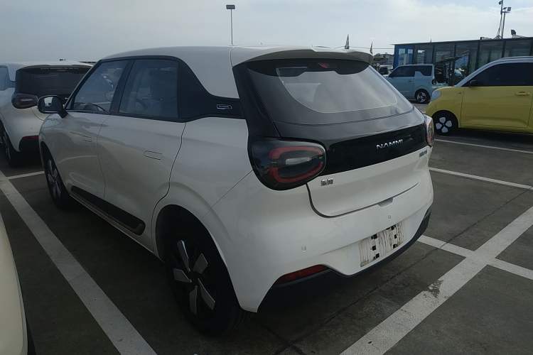 Used Dongfeng NAMMI 01 2024 New Edition 330 Air Rear Left 45 Deg