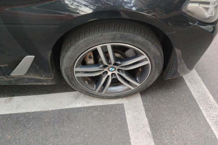 Used BMW 5 Series 2021 Restyled 530Li Leading Edition Luxury Package
