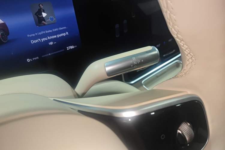 Used Hima AITO M9 2025 Model Range-Extending Ultra 52kWh 4-Seater Version